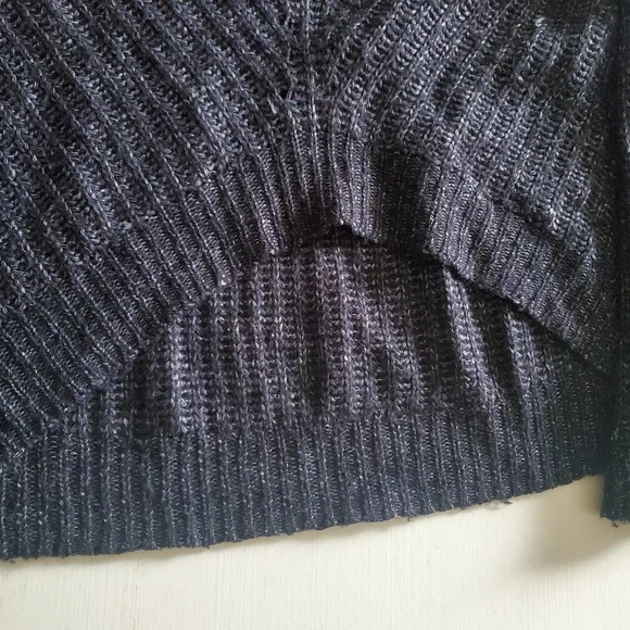 Express Women's Black Metalic Sweater - Picture 6 of 6